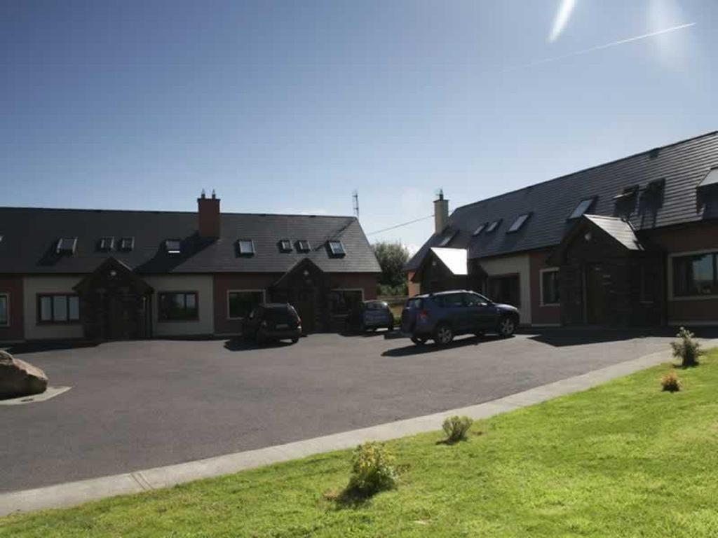 Tralee Bay Holiday Village Castlegregory Exterior photo